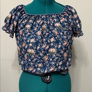 Max Studio Navy Floral Crop Top